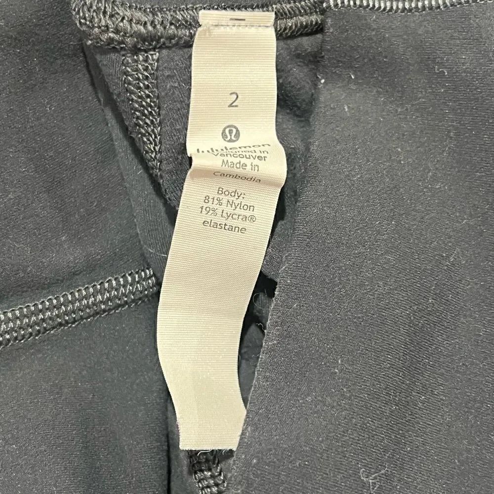 Lululemon Grey Cropped Wunder Under Leggings Women’s 2 - Picture 2 of 3
